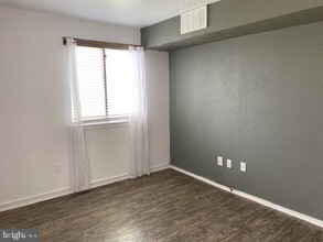 201 Brighton Ct in Sicklerville, NJ - Building Photo - Building Photo