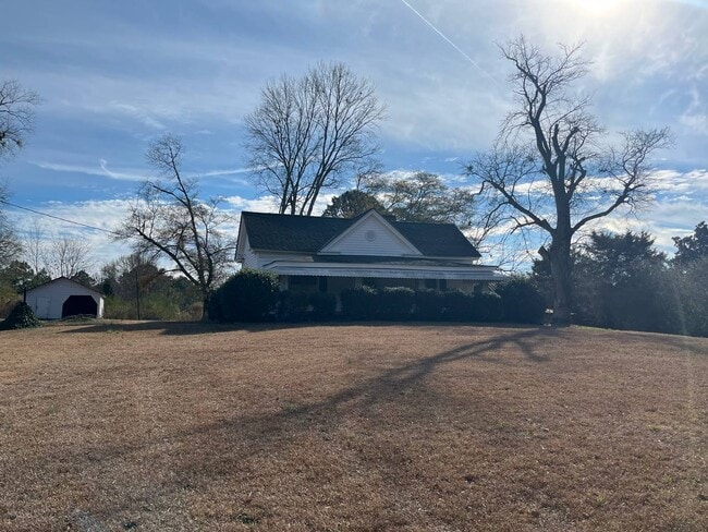 property at 2124 Old Milburnie Rd