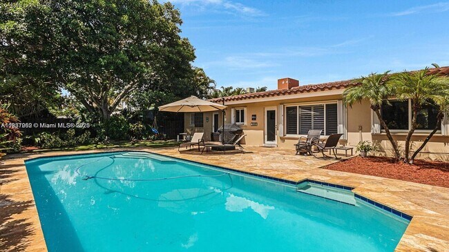 property at 2632 NE 30th St