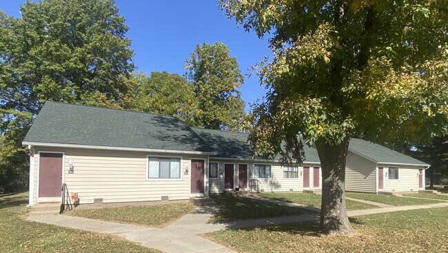 24 Village Ct, Unit 24