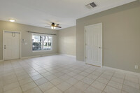 821 Kokomo Key Ln in Delray Beach, FL - Building Photo - Building Photo