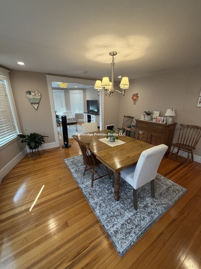 538 Main St, Unit 2, Unit 2