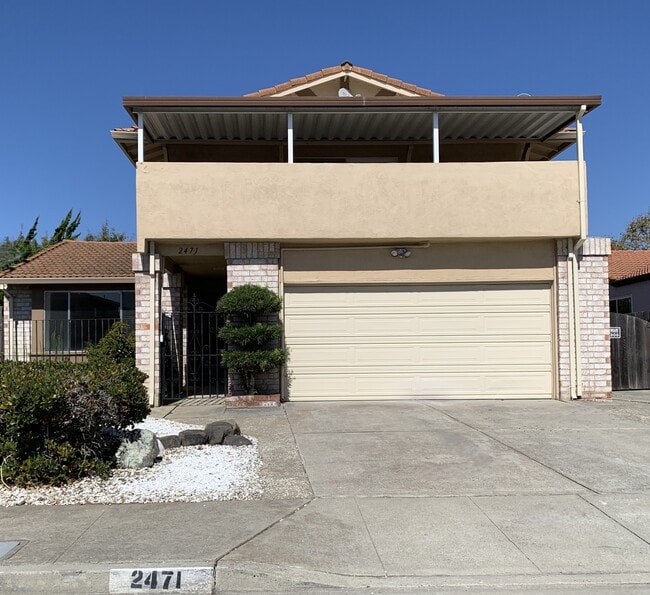 property at 2471 Columbine Dr