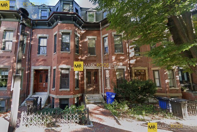 property at 25 Worthington St