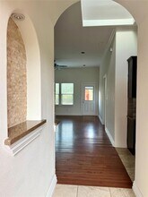 398 Mesa Dr, Unit D in Del Valle, TX - Building Photo - Building Photo