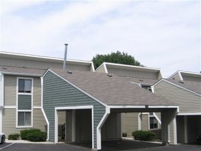 Eagle Creek Apartments in Indianapolis, IN - Building Photo - Building Photo