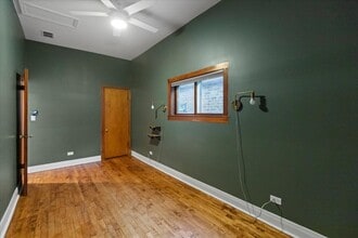 3010 S Poplar Ave in Chicago, IL - Building Photo - Building Photo