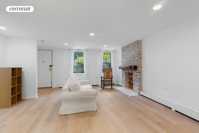 168 Prospect Park Southwest in Brooklyn, NY - Building Photo - Building Photo