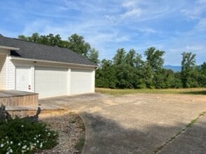 2611 Old Fort Sugar Hill Rd in Old Fort, NC - Building Photo - Building Photo