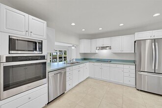 211 SE 9th Ct in Pompano Beach, FL - Building Photo - Building Photo