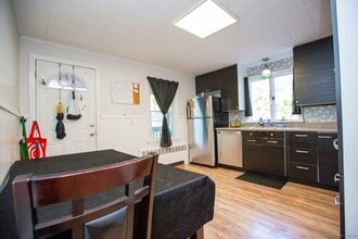 171 Beechwood Ave in Torrington, CT - Building Photo - Building Photo