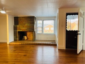 300 M.L.K. Jr Ave in Oxford, NC - Building Photo - Building Photo