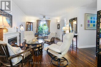 260 Brittany Dr in Ottawa, ON - Building Photo - Building Photo