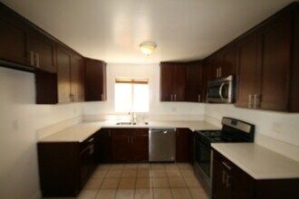 1308 9th St, Unit 1 in Santa Monica, CA - Foto de edificio - Building Photo