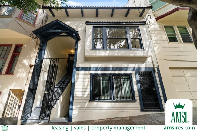 property at 1516 Hyde St