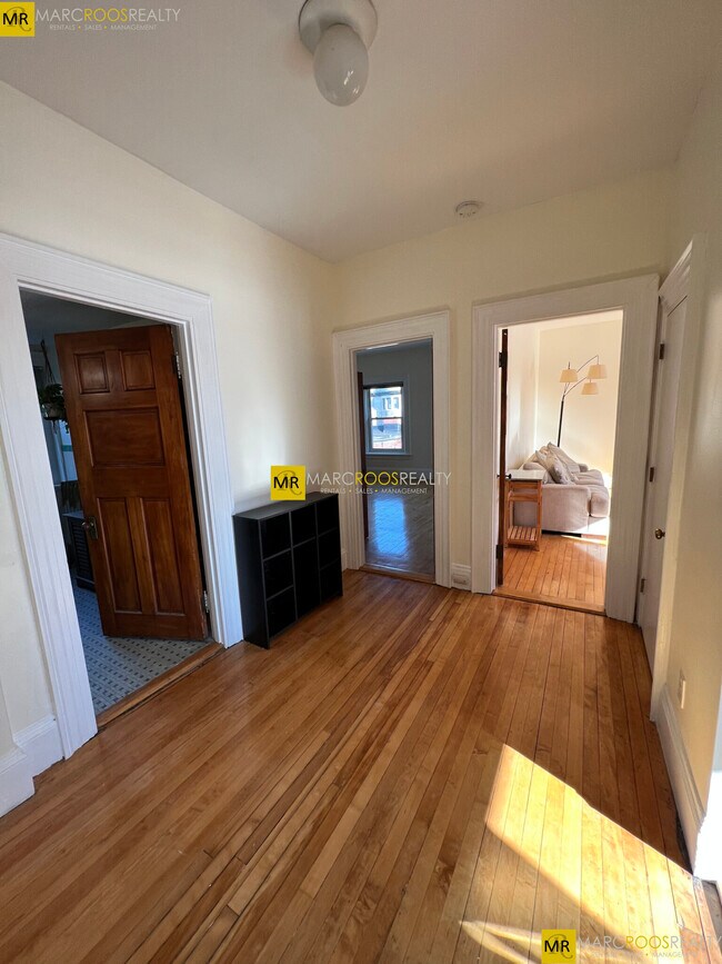 465 Park Dr, Unit 20 in Boston, MA - Building Photo - Building Photo