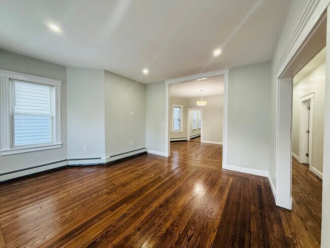 46 Floyd St in Boston, MA - Building Photo - Building Photo