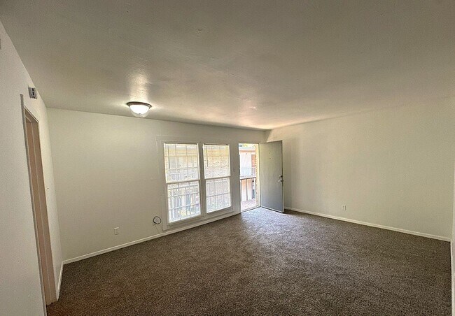 2092 Jefferson Ave in Memphis, TN - Building Photo - Building Photo