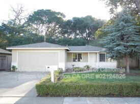 219 Arroyo Grande Way in Los Gatos, CA - Building Photo