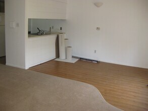 1111 Maxwell Ave, Unit 236 in Boulder, CO - Building Photo - Building Photo