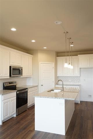1905 W Westhill Dr in Cleburne, TX - Foto de edificio - Building Photo