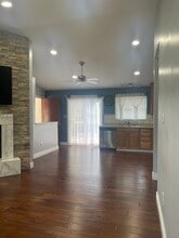563 Summit Hills Dr in Fenton, MO - Foto de edificio - Building Photo