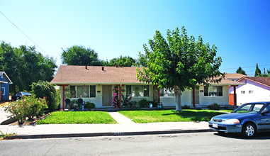 1910 Alpha in Antioch, CA - Building Photo - Building Photo