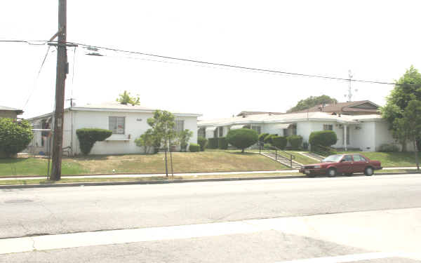 1604 W Commonwealth Ave in Alhambra, CA - Building Photo