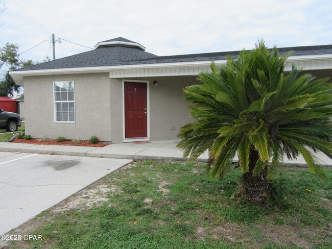 property at 1401 Gulf Ave