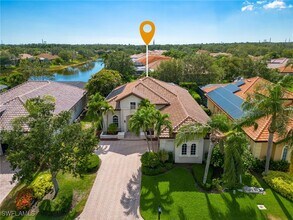 20002 Grande Lake Dr in Estero, FL - Foto de edificio - Building Photo