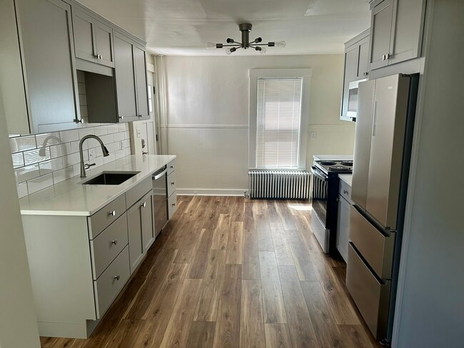 32 Forest St, Unit 32 Forest St. Unit B