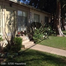 5700 Hazeltine Ave in Van Nuys, CA - Building Photo - Building Photo
