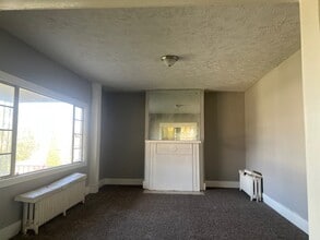 426 Mitchell Ave in Clairton, PA - Building Photo - Building Photo