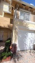 4605 SW 75th Way in Davie, FL - Building Photo - Building Photo