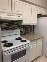 2475 Underwood St in Houston, TX - Building Photo - Building Photo