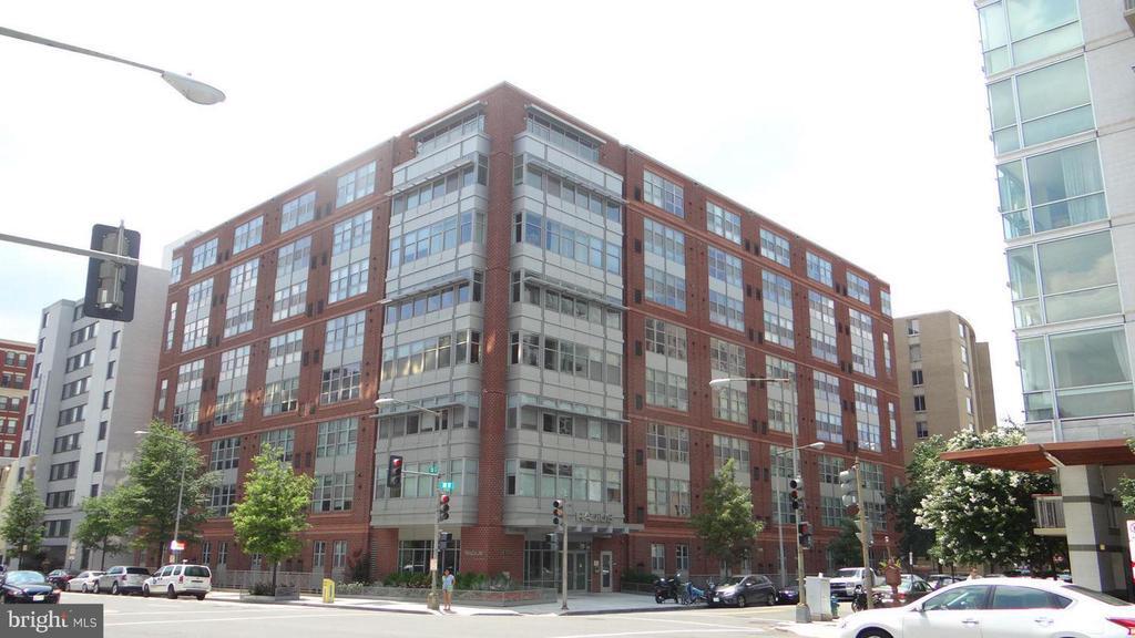 1300 N St NW in Washington, DC - Building Photo
