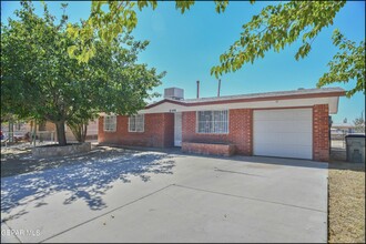 8508 Paddlefoot Ln in El Paso, TX - Foto de edificio - Building Photo