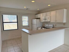 78 Montoya Cir in Branford, CT - Building Photo - Building Photo