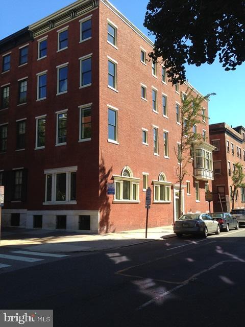 1836 Delancey St in Philadelphia, PA - Building Photo