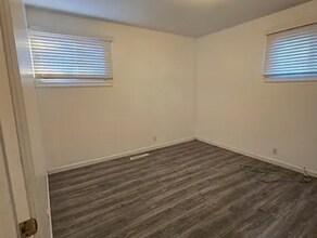 808 E Ficklin St in Tuscola, IL - Building Photo - Building Photo