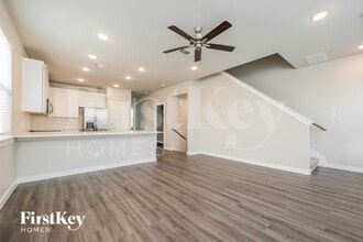 18435 Idyllic Aly, Unit 10303 in Shenandoah, TX - Foto de edificio - Building Photo