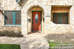 255 Natalen Ave in San Antonio, TX - Building Photo - Building Photo