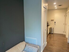 436 McGrath Hwy, Unit 203 in Somerville, MA - Building Photo - Building Photo