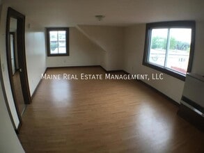 143 Penobscot St in Brewer, ME - Building Photo - Building Photo