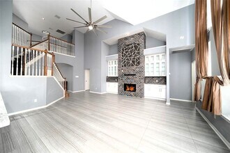 4911 Russett Ln in Sugar Land, TX - Building Photo - Building Photo