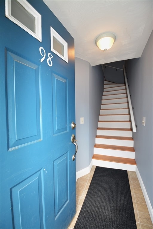 98 Emerson St in Boston, MA - Building Photo - Building Photo