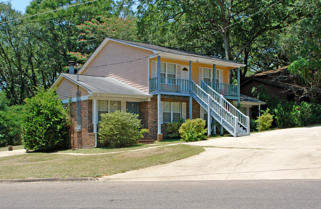 2000 Pats Pl in Tallahassee, FL - Building Photo - Building Photo