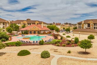 Sunset Lodge in Odessa, TX - Building Photo - Building Photo