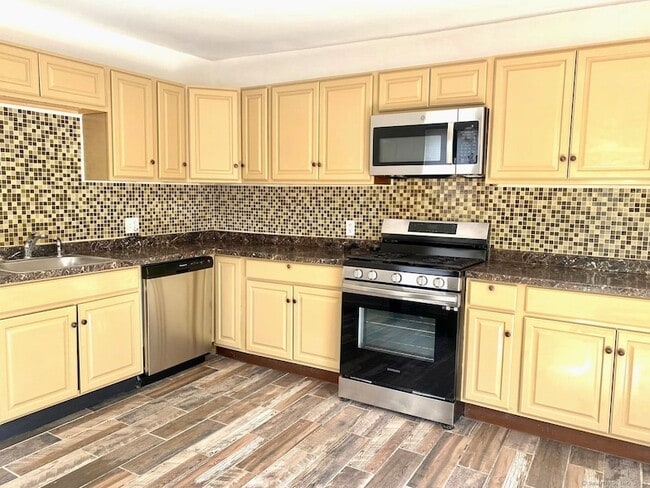 property at 32 Henry St