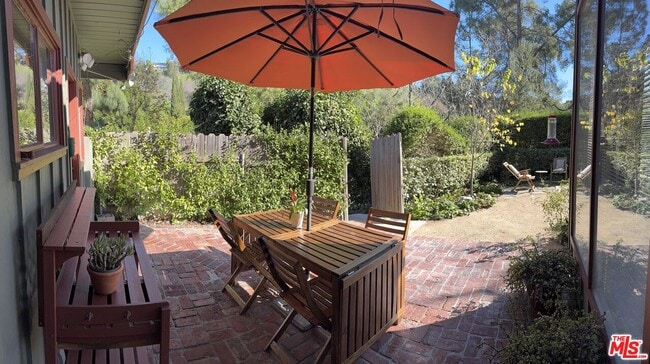 property at 2731 N Beverly Glen Blvd